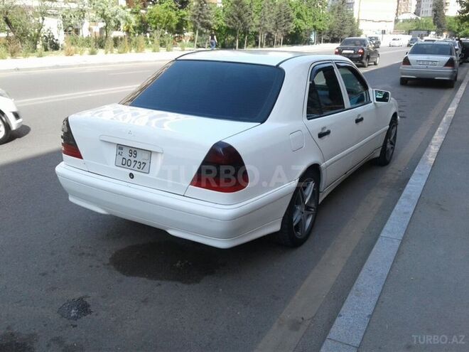 Mercedes C 230 1998, 186,000 km - 2.3 l - Bakı