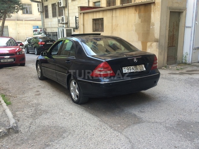 Mercedes C 240 2000, 243,500 km - 2.4 l - Bakı