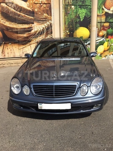 Mercedes E 220 2002, 275,000 km - 2.2 l - Bakı