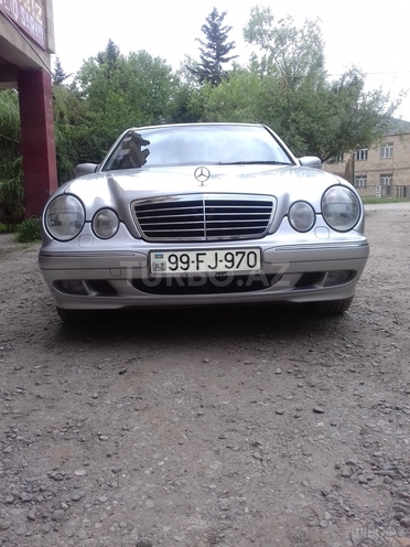 Mercedes E 320 1999, 155,000 km - 3.2 l - Qazax