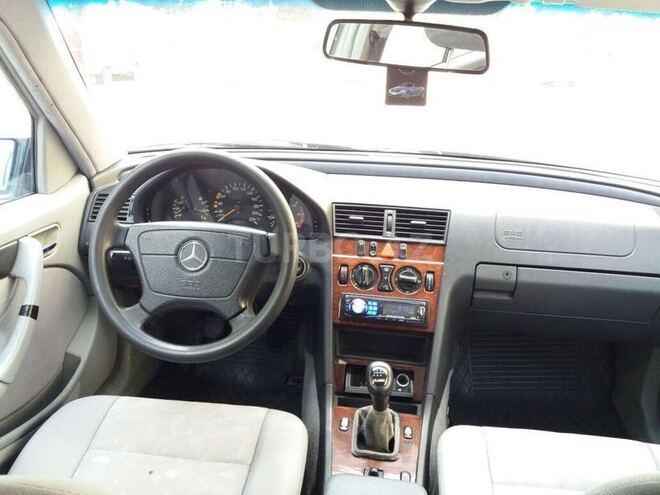 Mercedes C 220 1999, 340,000 km - 2.2 л - Sumqayıt