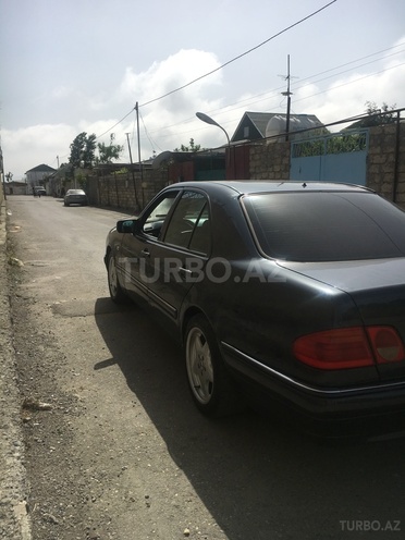 Mercedes E 280 1996, 346,600 km - 2.8 l - Bakı