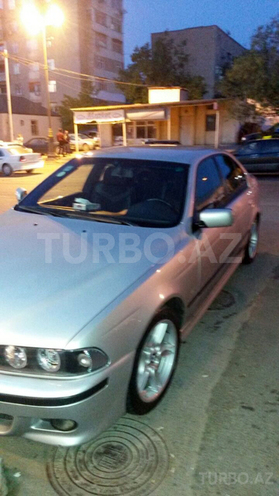 BMW 525 2000, 265,000 km - 2.5 л - Bakı