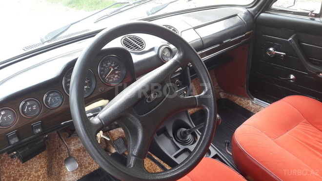 LADA (VAZ) 2106 1985, 232,600 km - 1.3 л - Quba