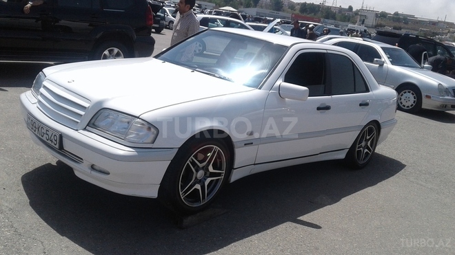 Mercedes C 240 1997, 226,000 km - 0.4 л - İmişli