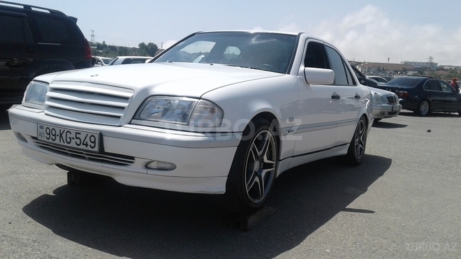 Mercedes C 240 1997, 226,000 km - 0.4 л - İmişli