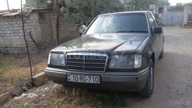 Mercedes E 250 1994, 500,000 km - 2.5 l - Sumqayıt