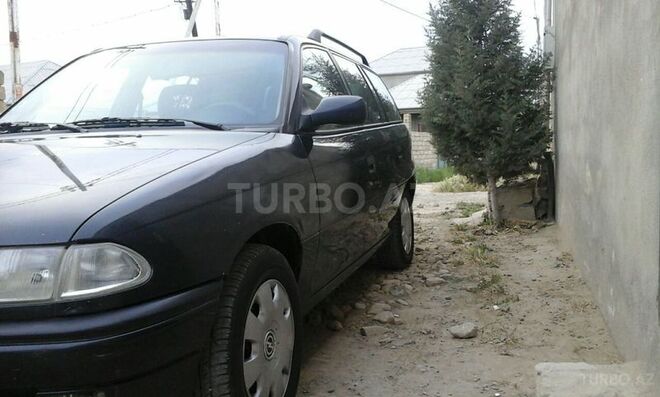 Opel Astra 1995, 200,000 km - 1.8 l - Sumqayıt