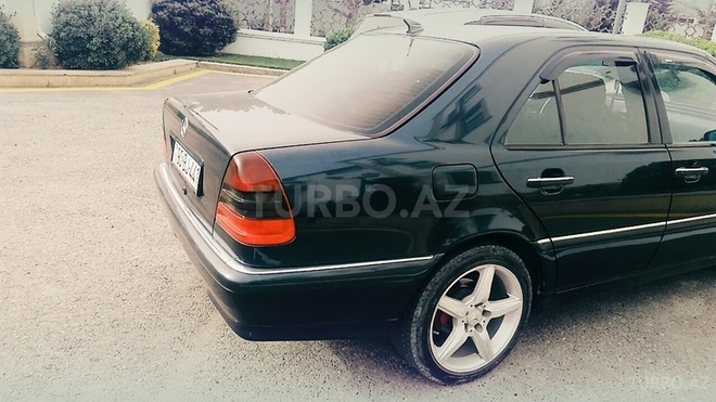 Mercedes E 200 1997, 0 km - 16.0 л - Bakı