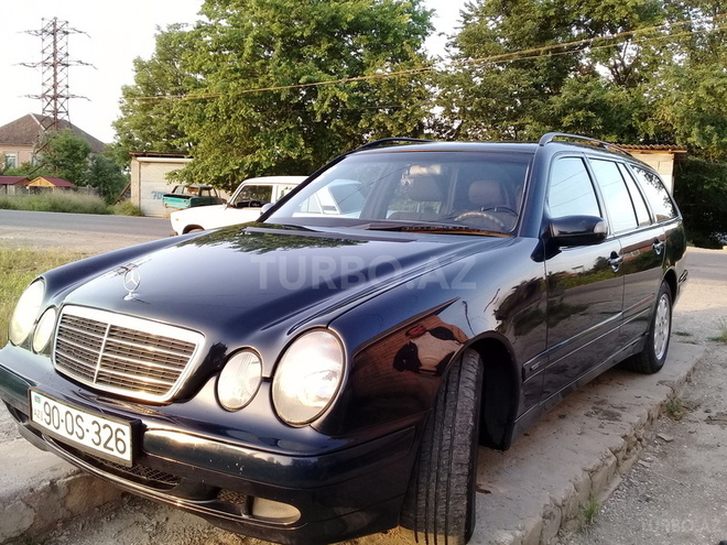 Mercedes C 220 2000, 22,222 km - 0.3 л - Masallı