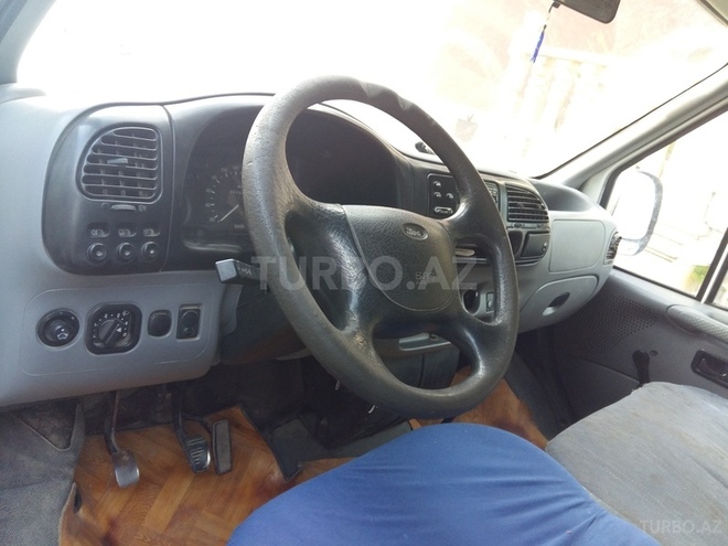 Ford Transit 2000, 260,500 km - 2.4 l - Qazax