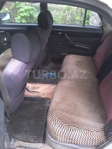 GAZ 31029 1996, 300,000 km - 2.4 l - Quba