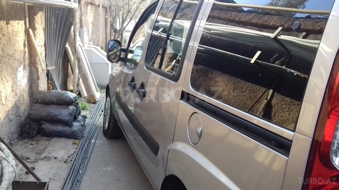 Fiat Doblo 2006, 300,000 km - 1.3 l - Bakı