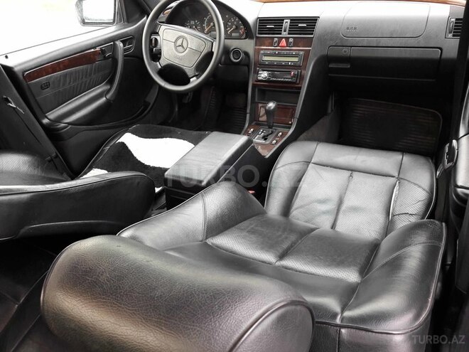 Mercedes C 230 1998, 180,000 km - 2.3 л - Sumqayıt