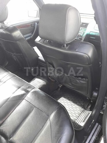 Mercedes C 230 1998, 180,000 km - 2.3 л - Sumqayıt
