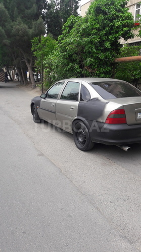 Opel Vectra 1996, 250,000 km - 2.0 l - Bakı
