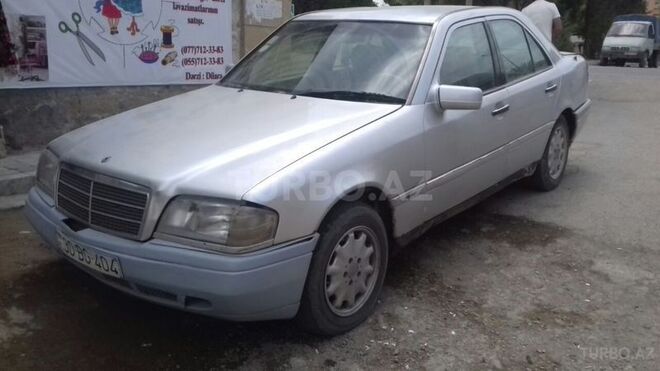 Mercedes C 220 1994, 240,000 km - 2.2 л - Bakı