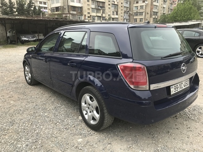 Opel Astra 2006, 170,000 km - 1.9 l - Bakı