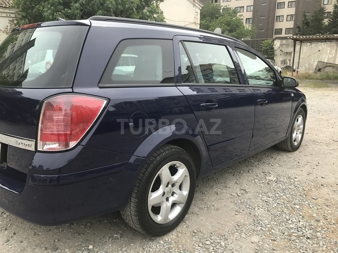 Opel Astra 2006, 170,000 km - 1.9 l - Bakı