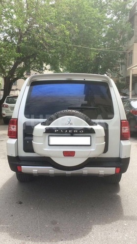 Mitsubishi Pajero 2007, 176,000 km - 3.0 l - Bakı