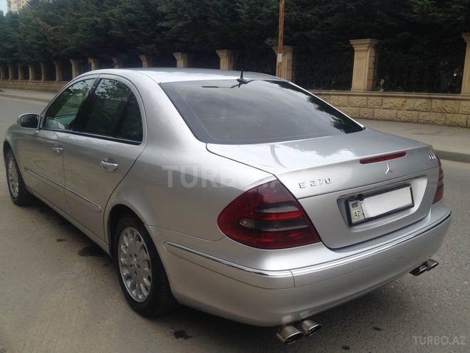 Mercedes E 270 2002, 281,000 km - 2.7 л - Bakı