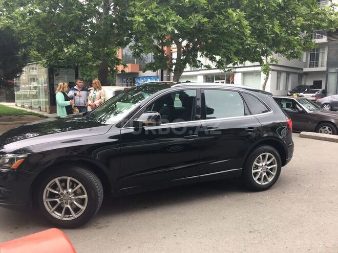 Audi Q5 2010, 73,200 km - 3.2 l - Bakı