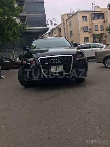 Audi Q5 2010, 73,200 km - 3.2 l - Bakı