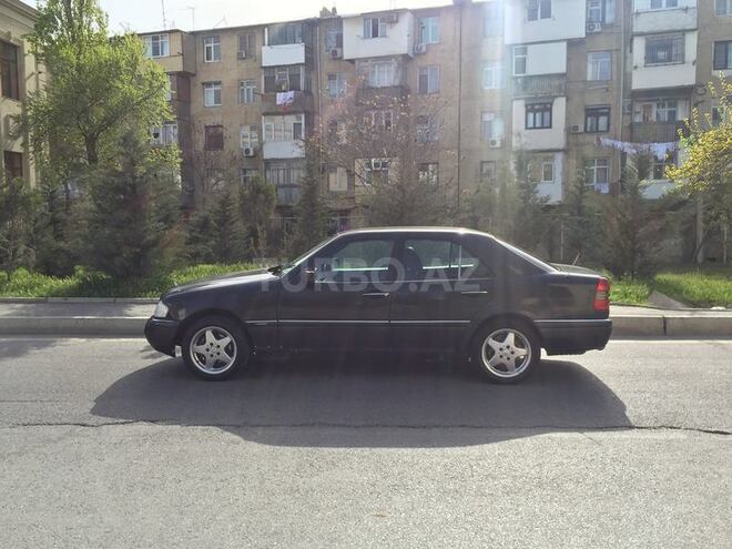 Mercedes C 180 1995, 340,000 km - 1.8 l - Bakı