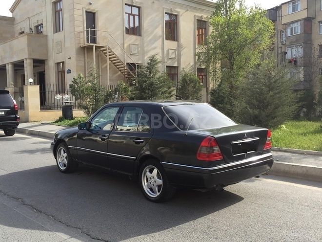 Mercedes C 180 1995, 340,000 km - 1.8 l - Bakı