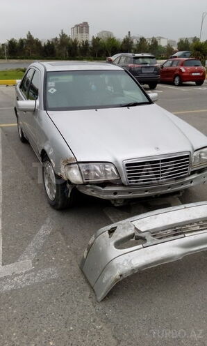 Mercedes C 200 1998, 217,000 km - 2.0 л - Bakı