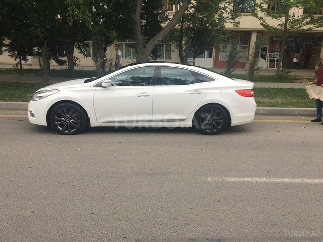 Hyundai Azera 2011, 123,000 km - 2.4 l - Mingəçevir