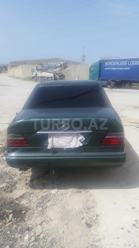 Mercedes E 200 1994, 300,000 km - 0.2 л - Bakı