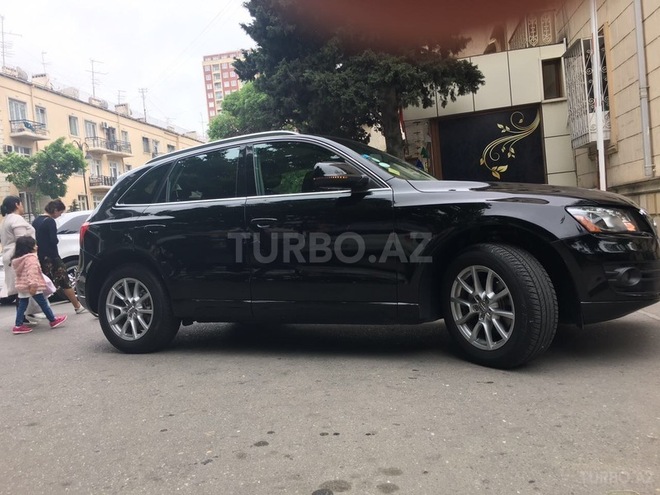 Audi Q5 2010, 72,000 km - 3.2 l - Bakı
