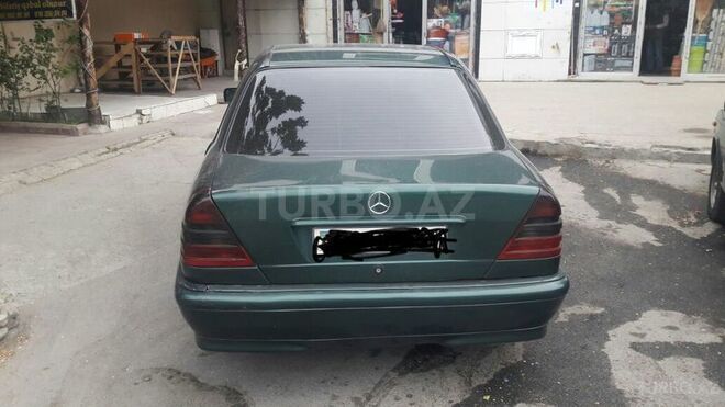 Mercedes C 220 1998, 225,000 km - 2.2 l - Bakı