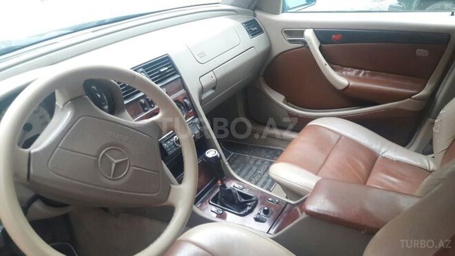 Mercedes C 220 1998, 225,000 km - 2.2 l - Bakı