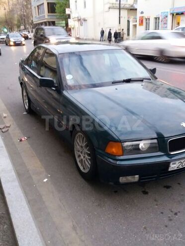 BMW 318 1993, 300,000 km - 1.8 l - Bakı