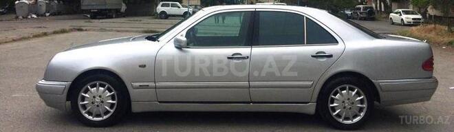 Mercedes E 320 1996, 300,000 km - 3.2 l - Bakı