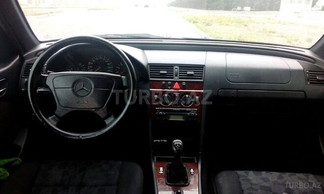 Mercedes C 180 1999, 305,154 km - 1.8 l - Bakı