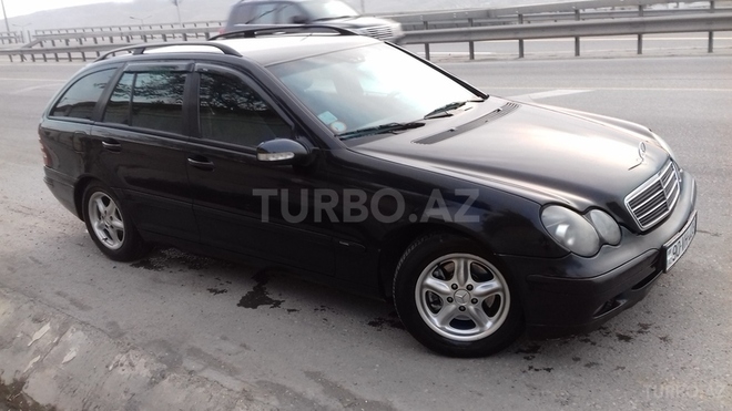 Mercedes C 220 2001, 290,000 km - 2.2 l - Bakı