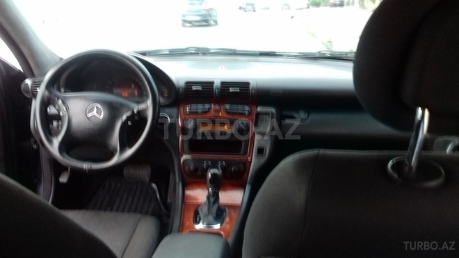 Mercedes C 220 2001, 290,000 km - 2.2 l - Bakı