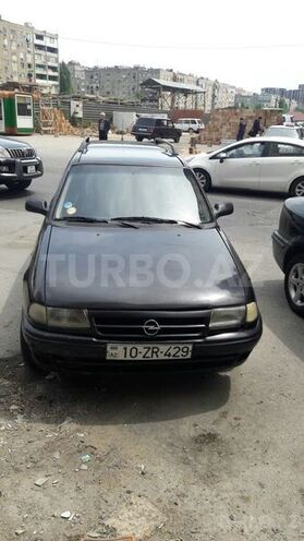 Opel Astra 1997, 220,000 km - 1.6 l - Bakı