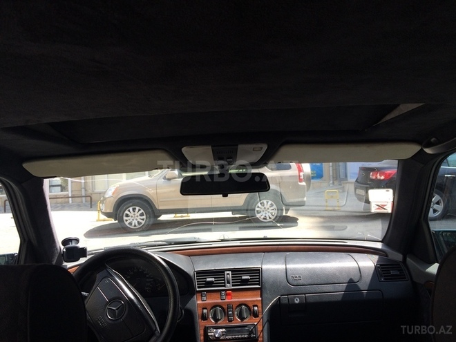 Mercedes C 220 1994, 315,000 km - 2.2 л - Bakı