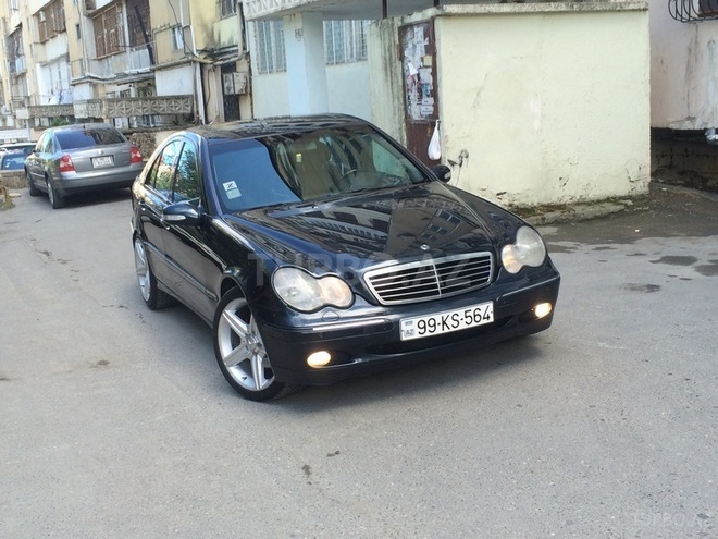 Mercedes C 240 2000, 243,500 km - 2.6 l - Bakı