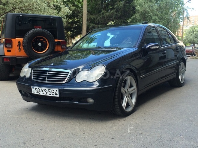 Mercedes C 240 2000, 243,500 km - 2.6 l - Bakı