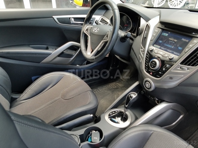 Hyundai Veloster 2011, 52,600 km - 1.6 л - Bakı