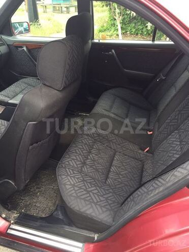 Mercedes C 180 1995, 250,000 km - 1.8 l - Bakı