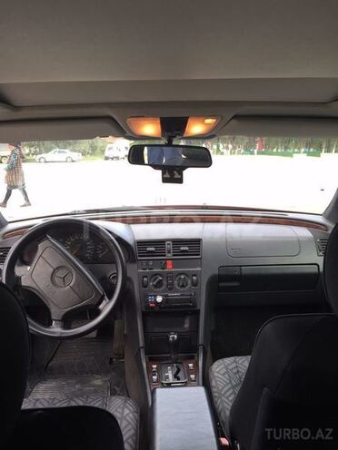 Mercedes C 180 1995, 250,000 km - 1.8 l - Bakı