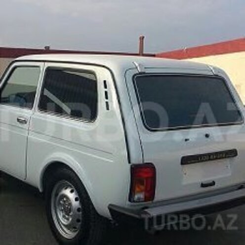 LADA (VAZ) Niva 2016, 10,000 km - 0.2 l - Füzuli