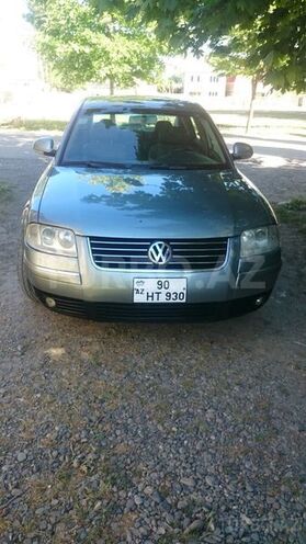 Volkswagen Passat 2004, 177,000 km - 1.8 l - Mingəçevir