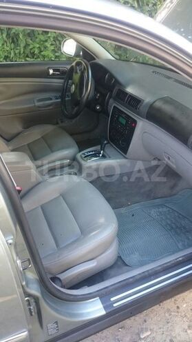 Volkswagen Passat 2004, 177,000 km - 1.8 l - Mingəçevir